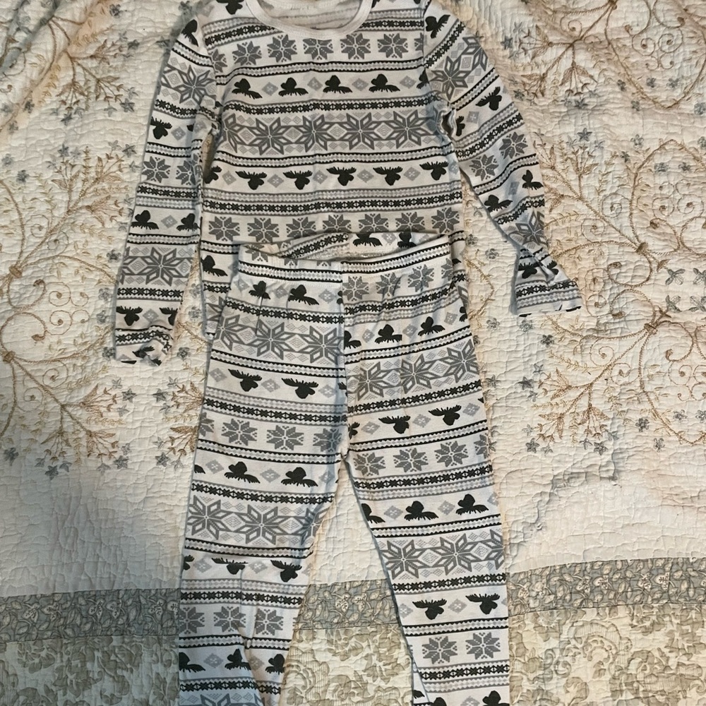 4T PJS (fits like 2T)